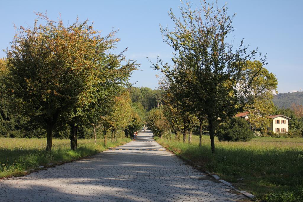 L' Antica Corte Lazzago Como Bagian luar foto